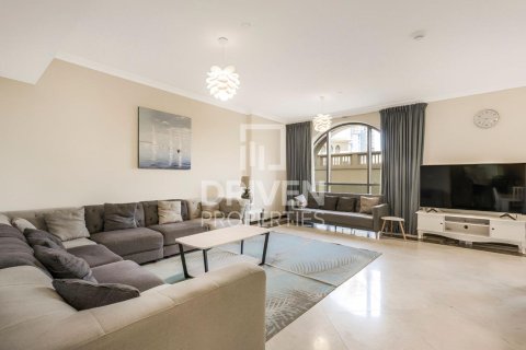 Apartment in Murjan, Jumeirah Beach Residence, Dubai 3 bedrooms, 201.6 sq.m. № 138522 - photo 5