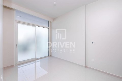 Appartement à Business Bay, Dubai, 2 chambres, 83.43 m², № 138521