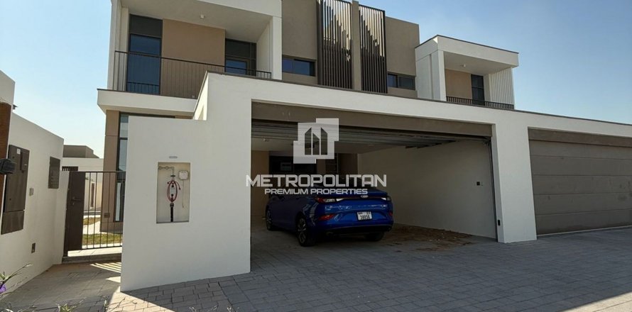 Villa à Al Furjan, Dubai, 4 chambres, 305 m², № 74067