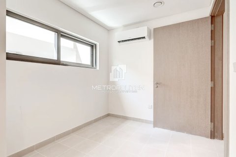 Villa à Al Furjan, Dubai, 4 chambres, 305 m², № 74067 - photo 11