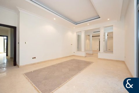 Снять в аренду виллу в Signature Villas, Пальма Джумейра, Дубай: 6 спален, 650м², № 91552 - фото 5