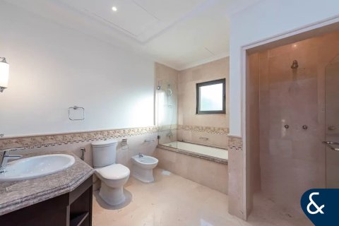 Снять в аренду виллу в Signature Villas, Пальма Джумейра, Дубай: 6 спален, 650м², № 91552 - фото 10