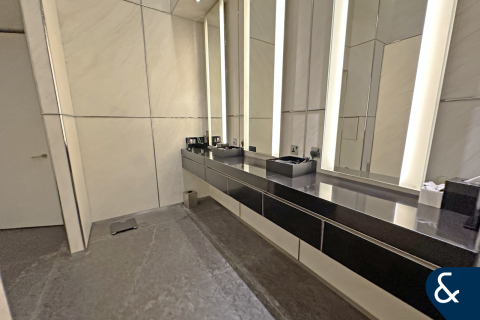 Apartment in Downtown Dubai (Downtown Burj Dubai), Dubai 1 bedroom, 98 sq.m. № 91507 - photo 16