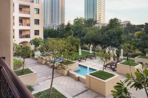 Appartement à The Views, Dubai, 2 chambres, 116.13 m², № 136336