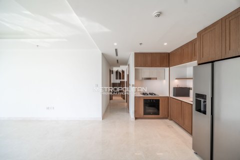 Appartement à EMAAR Beachfront, Dubai Harbour, Dubai, 2 chambres, 109 m², № 74193 - photo 13