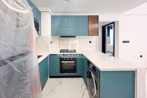 Apartment in Dubai Science Park, Dubai 2 bedrooms, 94 sq.m. № 74201 - photo 2