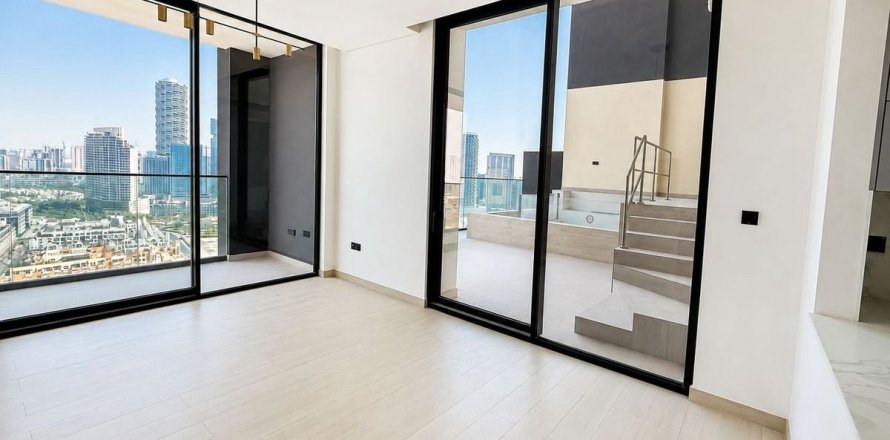 Apartment in Dubai 2 bedrooms, 142.7 sq.m. № 139403