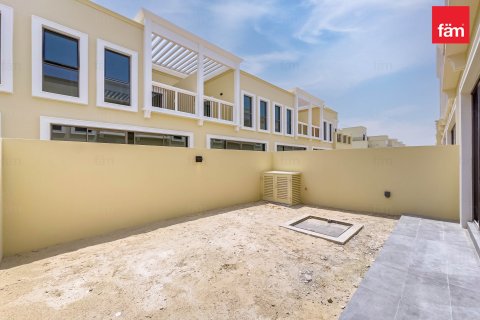 Villa in Dubai 4 bedrooms, 144 sq.m. № 139406 - photo 25