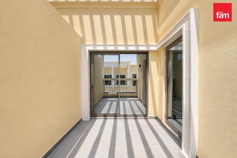 Villa in Dubai 4 bedrooms, 144 sq.m. № 139406 - photo 24