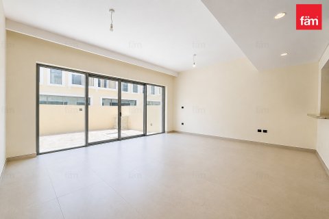 Villa in Dubai 4 bedrooms, 144 sq.m. № 139406 - photo 2