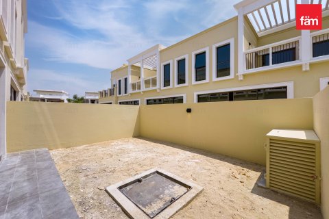 Villa in Dubai 4 bedrooms, 144 sq.m. № 139406 - photo 26