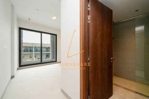 Townhouse in Al Furjan, Dubai 4 bedrooms, 672 sq.m. № 110641 - photo 20
