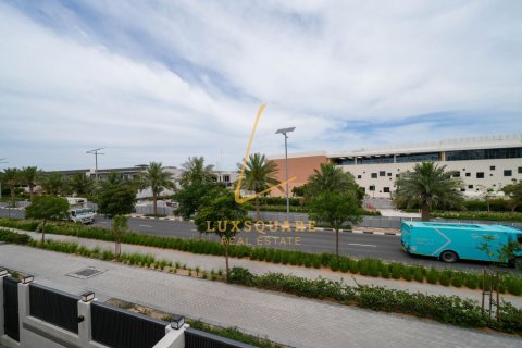Townhouse in Al Furjan, Dubai 4 bedrooms, 672 sq.m. № 110641 - photo 22