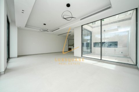 Townhouse in Al Furjan, Dubai 4 bedrooms, 672 sq.m. № 110641 - photo 13