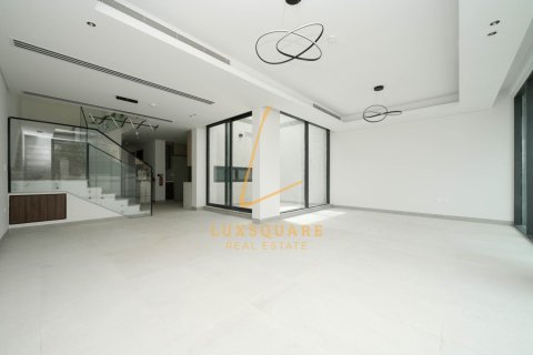 Townhouse in Al Furjan, Dubai 4 bedrooms, 672 sq.m. № 110641