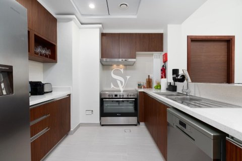 Apartment in Bur Dubai, Dubai 2 bedrooms, 144 sq.m. № 112170 - photo 8