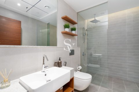 Apartment in Bur Dubai, Dubai 2 bedrooms, 144 sq.m. № 112170 - photo 11