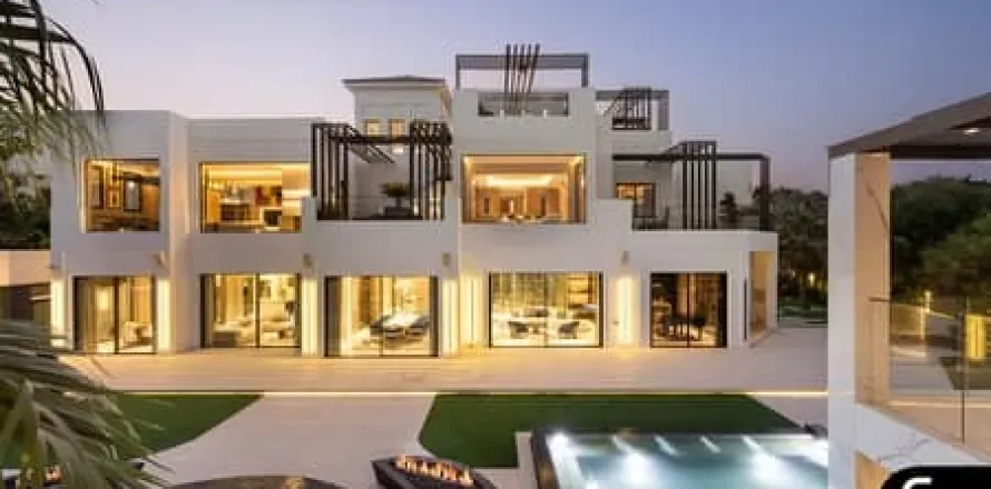 Вилла в Дубае, 19 спален, 2500м², № 83760