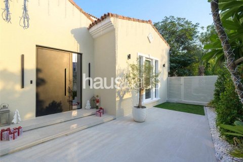 Купить виллу в Арабиан Ранчес, Дубай: 5 спален, 413м², № 43225 - фото 25
