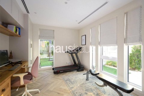 Купить виллу в Арабиан Ранчес, Дубай: 5 спален, 413м², № 43225 - фото 9