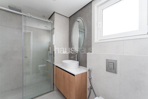 Villa en Dubai Investment Park, Dubai, 5 dormitorios, 577 m², № 43215 - foto 16