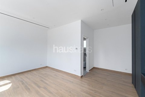 Villa en Dubai Investment Park, Dubai, 5 dormitorios, 577 m², № 43215 - foto 28