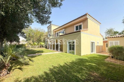 Купить виллу в Дубай Инвестмент Парке, Дубай: 5 спален, 577м², № 43217 - фото 3