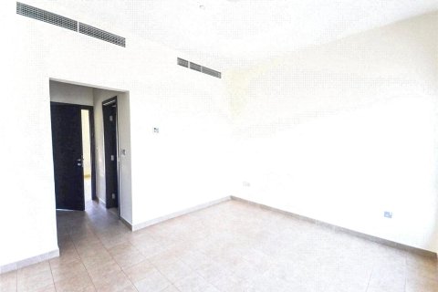 Villa in Jumeirah Village Triangle, Dubai 2 bedrooms, 250 sq.m. № 43213 - photo 8