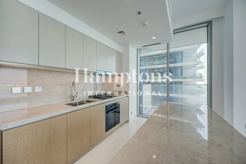 Apartment in Dubai Harbour, Dubai 2 bedrooms, 130.34290900 sq.m. № 135057 - photo 2