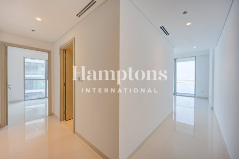 Apartment in Dubai Harbour, Dubai 2 bedrooms, 130.34290900 sq.m. № 135057 - photo 16
