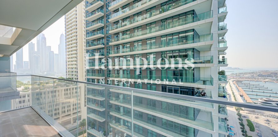 Apartment in Dubai Harbour, Dubai 2 bedrooms, 130.343 sq.m. № 135057