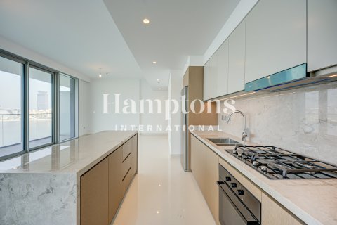 Apartment in Dubai Harbour, Dubai 2 bedrooms, 130.34290900 sq.m. № 135057 - photo 19