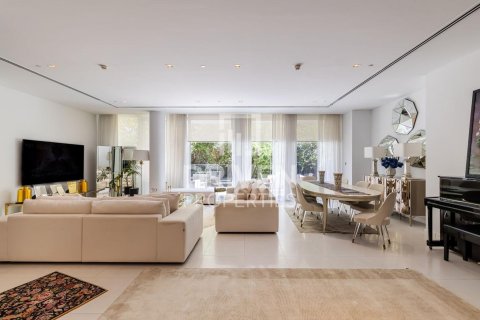 Appartement à Ashjar, Al Barari, Dubai, 1 chambre, 242.2 m², № 134265 - photo 14