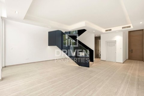 Таунхаус в Аль-Барари, Дубай, 4 спальни, 180.32м², № 134264