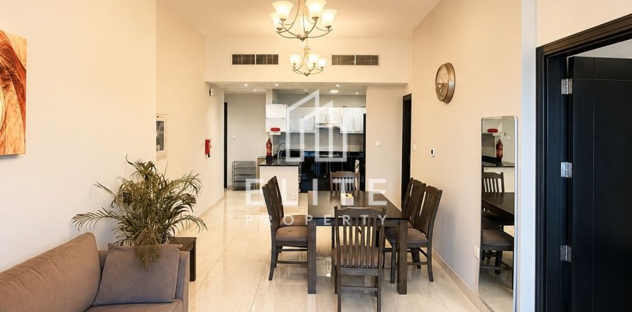 Apartment in Business Bay, Dubai 2 bedrooms, 125 sq.m. № 121567