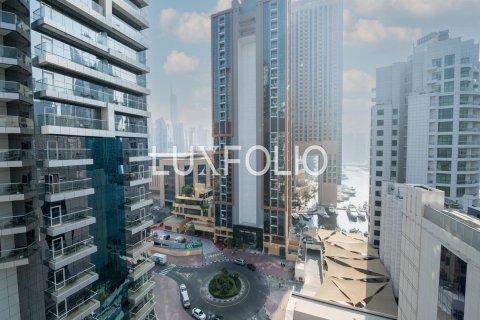 Снять в аренду квартиру в Дубай Марине, Дубай: 2 спальни, 125м², № 46123 - фото 17