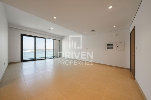 Apartment in Mina Rashid, Dubai 3 bedrooms, 158.68 sq.m. № 137057