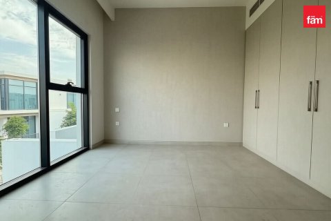 Villa in Dubai 3 bedrooms, 125.1 sq.m. № 123112