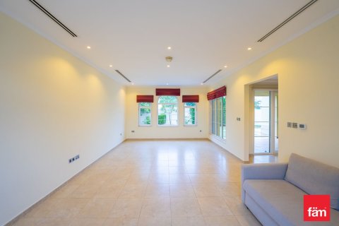 Villa in Jumeirah Park, Dubai 3 bedrooms, 524.5 sq.m. № 134775 - photo 9