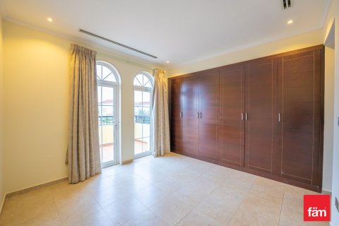 Villa in Jumeirah Park, Dubai 3 bedrooms, 524.5 sq.m. № 134775 - photo 14