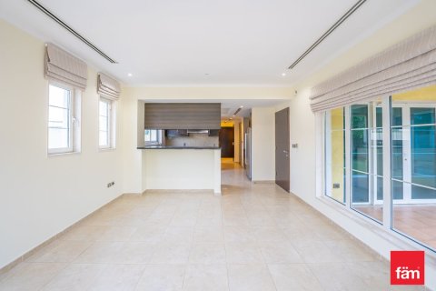 Villa in Jumeirah Park, Dubai 3 bedrooms, 524.5 sq.m. № 134775 - photo 4