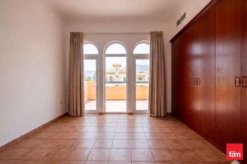 فيلا في دبي 5 غرف نوم , 1002 م² رقم 109120 - صورة 2
