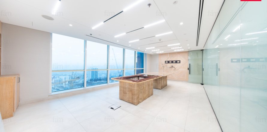 Bureau à Dubai, 286.8 m², № 97672