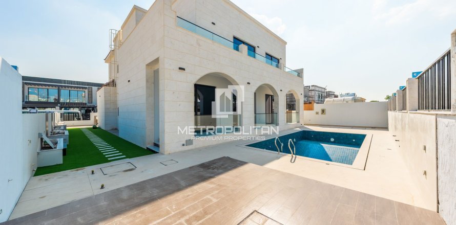 Вилла в Al Furjan, Дубай, 5 спален, 520м², № 74123