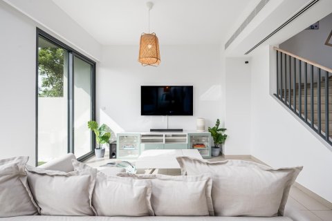 Adosado en Dubai Land, Dubai, 3 dormitorios, 216.91 m², № 136529 - foto 5