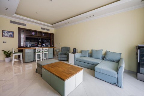 Apartamento en Motor City, Dubai, 3 dormitorios, 231.24 m², № 136522 - foto 2