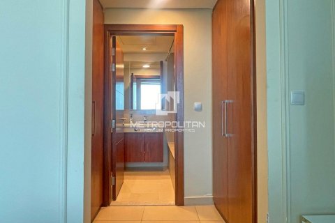 Apartment in Burj Vista, Downtown Dubai (Downtown Burj Dubai), Dubai 3 bedrooms, 165 sq.m. № 74092 - photo 14