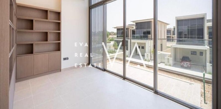 Villa in Dubai Hills, Dubai Hills Estate, Dubai 4 bedrooms, 660 sq.m. № 52699