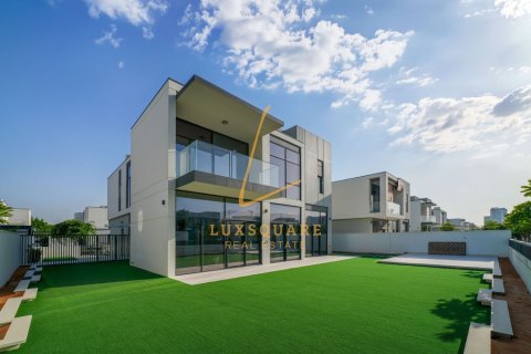 Вилла в Murooj Al Furjan, Al Furjan, Дубай, 4 спальни, 570м², № 115033