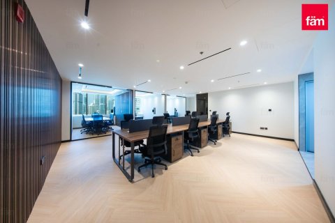Bureau à Dubai, 163.7 m², № 115031 - photo 3